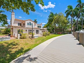 629 SW 8th Ter, Fort Lauderdale FL 33315