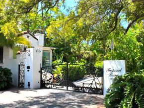 629 SW 8th Ter, Fort Lauderdale FL 33315