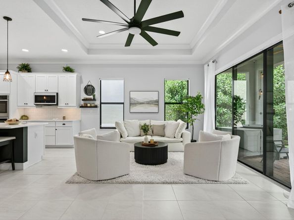 8880 NW 37th Dr, Coral Springs FL 33065