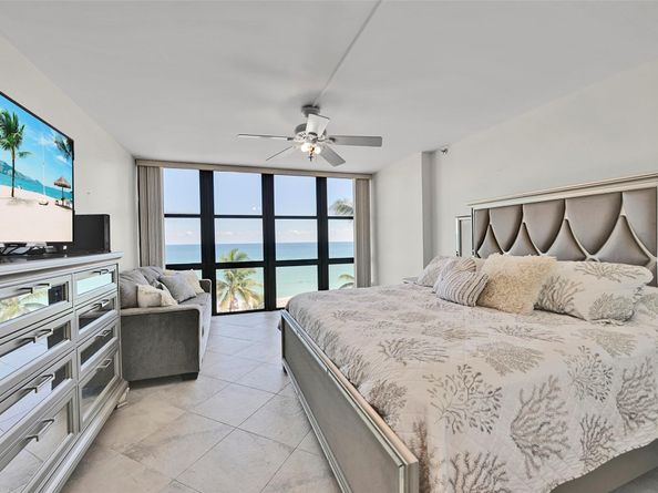 851 N Surf Rd 502, Hollywood FL 33019