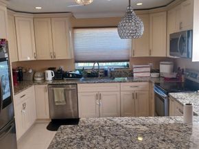 206 Gale Pl, West Palm Beach FL 33409