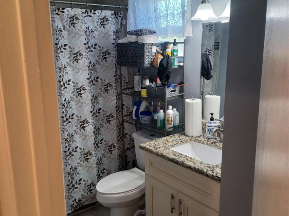 206 Gale Pl, West Palm Beach FL 33409