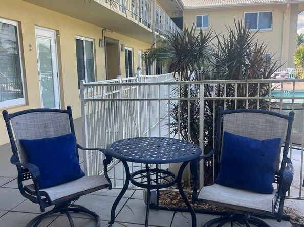 2811 NE 51st Street 6, Fort Lauderdale FL 33308