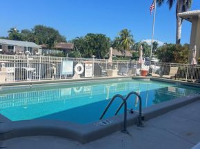 2811 NE 51st Street 6, Fort Lauderdale FL 33308