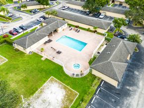 2100 Greenview Shores Boulevard 523, Wellington FL 33414