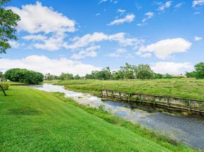 2100 Greenview Shores Boulevard 523, Wellington FL 33414