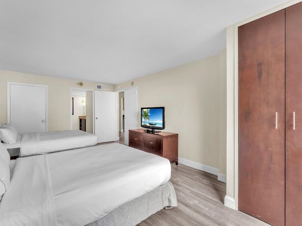 2670 E Sunrise Blvd 705, Fort Lauderdale FL 33304