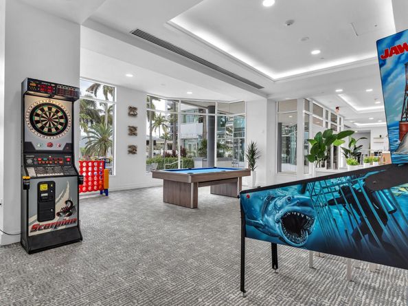 2670 E Sunrise Blvd 705, Fort Lauderdale FL 33304