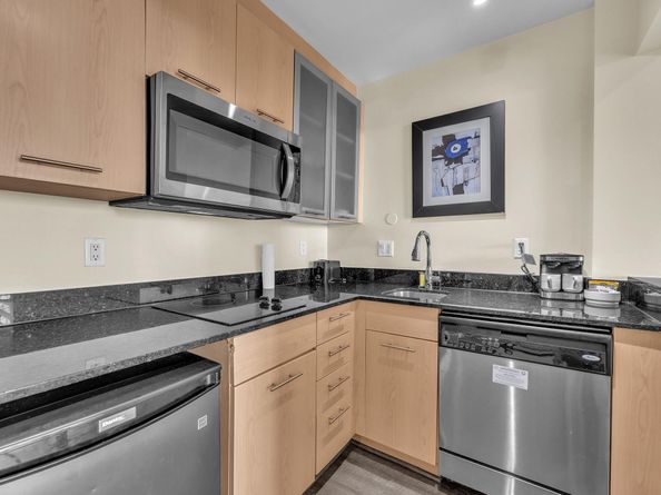 2670 E Sunrise Blvd 705, Fort Lauderdale FL 33304