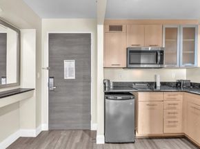 2670 E Sunrise Blvd 705, Fort Lauderdale FL 33304