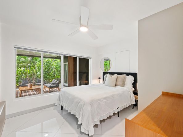 1232 NE 17th Way, Fort Lauderdale FL 33304