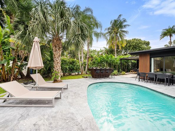 1232 NE 17th Way, Fort Lauderdale FL 33304