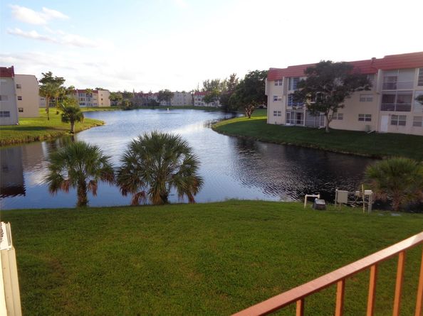 2831 E Sunrise Lks Dr 209, Fort Lauderdale FL 33322
