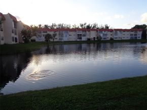 2831 E Sunrise Lks Dr 209, Fort Lauderdale FL 33322