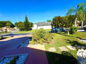 150 Paddock Lane, Greenacres FL 33413
