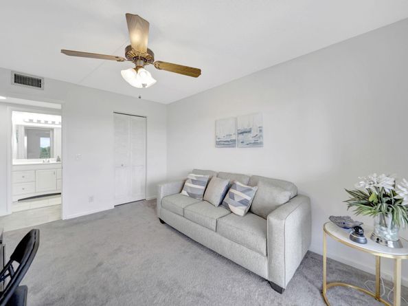 4039 Rexford C, Boca Raton FL 33434