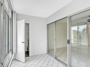 3524 Via Poinciana 604, Lake Worth FL 33467