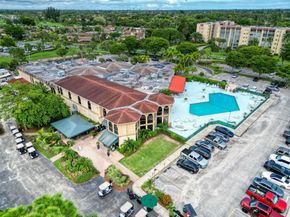 3524 Via Poinciana 604, Lake Worth FL 33467