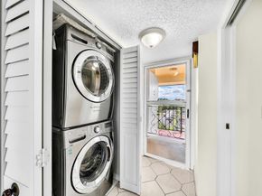 3524 Via Poinciana 604, Lake Worth FL 33467