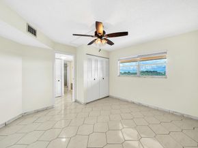3524 Via Poinciana 604, Lake Worth FL 33467
