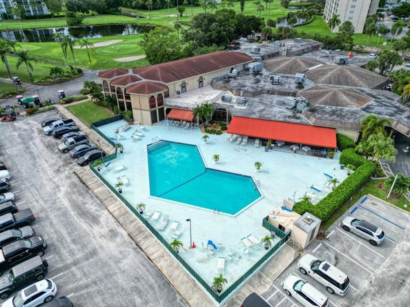 3524 Via Poinciana 604, Lake Worth FL 33467