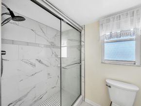 3524 Via Poinciana 604, Lake Worth FL 33467