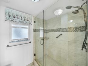 3524 Via Poinciana 604, Lake Worth FL 33467