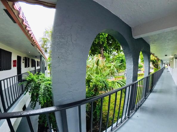 2161 W Woolbright Rd m202, Boynton Beach FL 33426