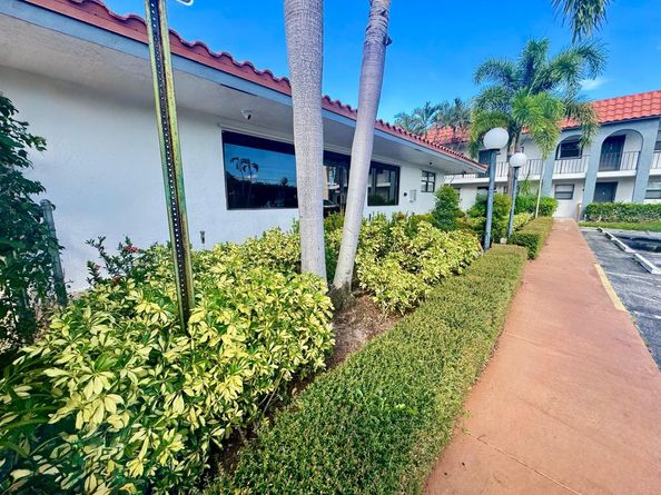 2161 W Woolbright Rd m202, Boynton Beach FL 33426