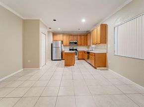 7478 NW 17th Dr, Hollywood FL 33024