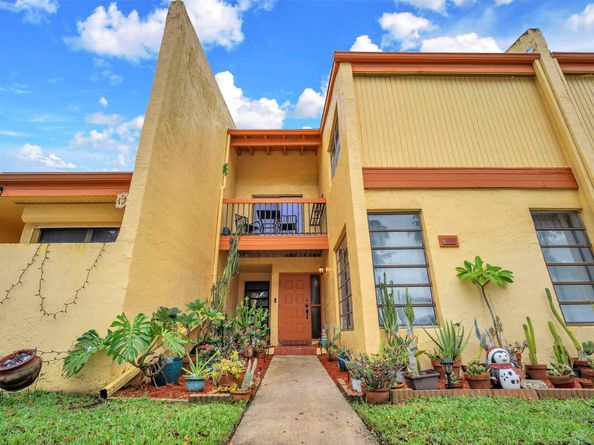 1550 NW 93rd Ave 297, Pembroke Pines FL 33024