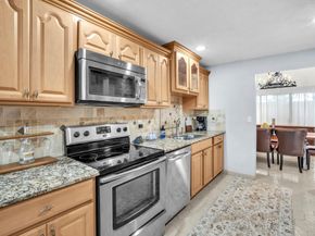 1550 NW 93rd Ave 297, Pembroke Pines FL 33024