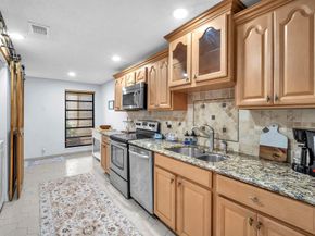 1550 NW 93rd Ave 297, Pembroke Pines FL 33024