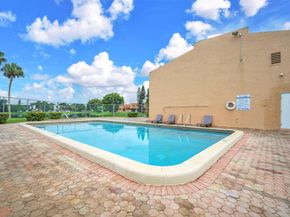 1550 NW 93rd Ave 297, Pembroke Pines FL 33024