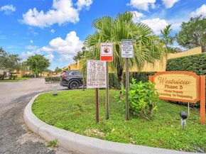 1550 NW 93rd Ave 297, Pembroke Pines FL 33024