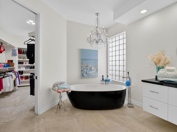 17069 Royal Cove Way, Boca Raton FL 33496