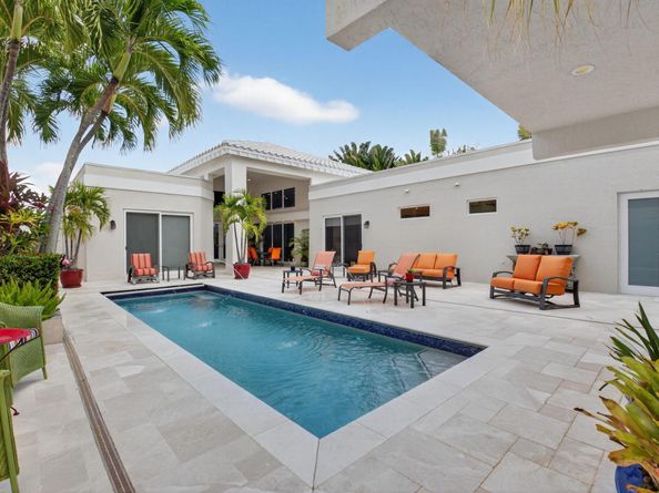 17069 Royal Cove Way, Boca Raton FL 33496