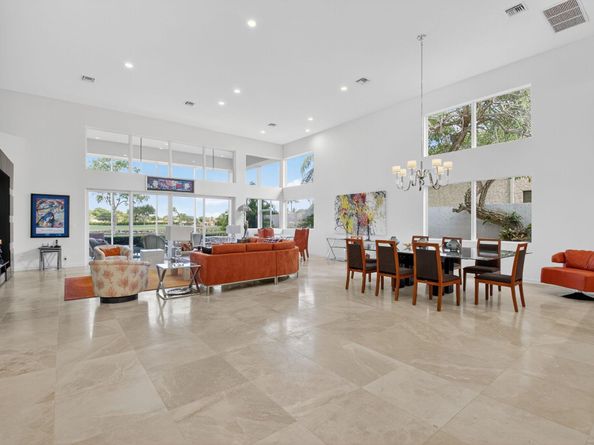17069 Royal Cove Way, Boca Raton FL 33496