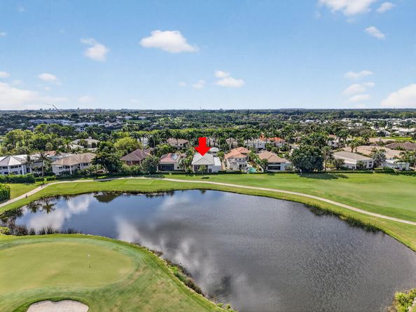 17069 Royal Cove Way, Boca Raton FL 33496