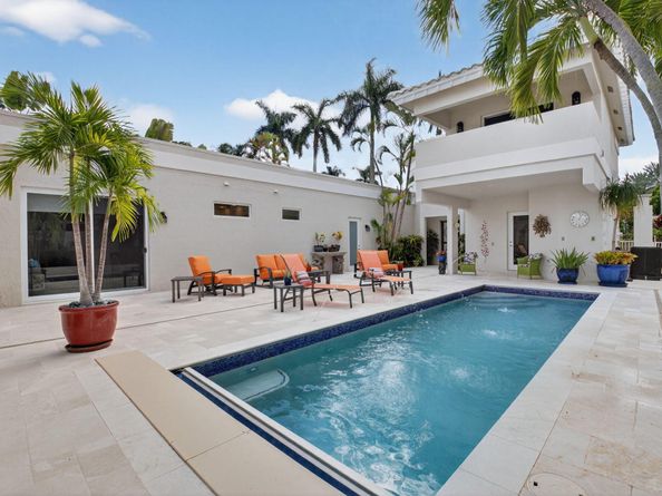 17069 Royal Cove Way, Boca Raton FL 33496