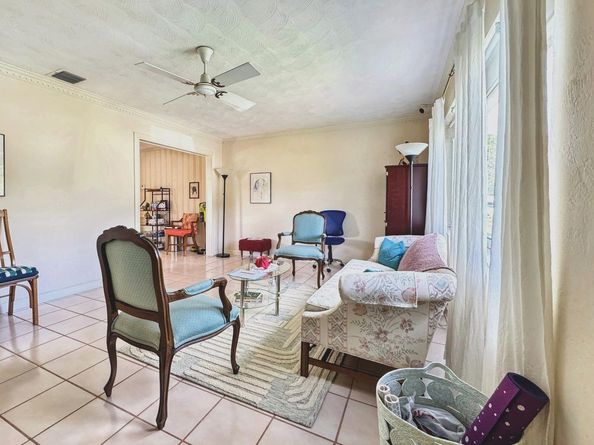 2830 Jackson St, Hollywood FL 33020