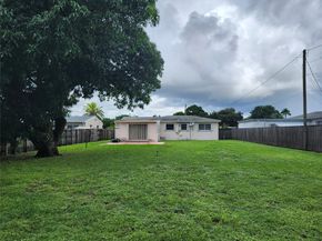 2830 Jackson St, Hollywood FL 33020