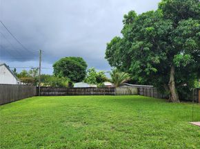 2830 Jackson St, Hollywood FL 33020