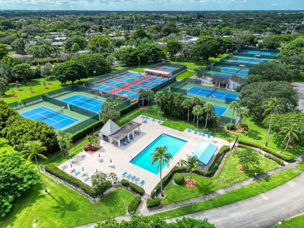 2103 Lucaya Bend F3, Coconut Creek FL 33066