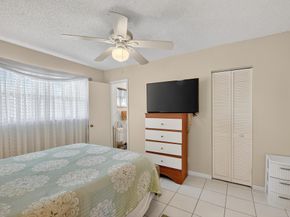 204 Oxford 300, West Palm Beach FL 33417