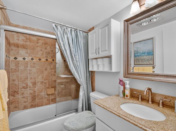 204 Oxford 300, West Palm Beach FL 33417