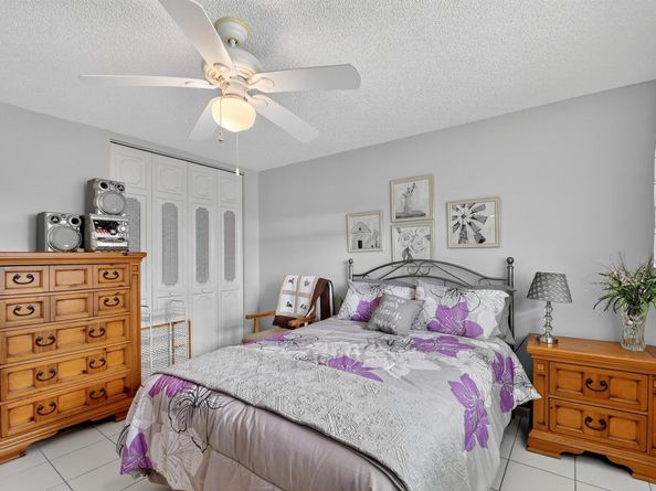 204 Oxford 300, West Palm Beach FL 33417