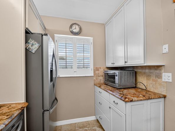 204 Oxford 300, West Palm Beach FL 33417
