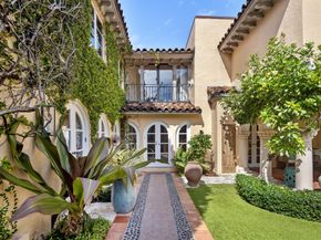 124 Brazilian Avenue, Palm Beach FL 33480