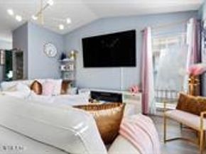 833 Riverside Dr 835, Coral Springs FL 33071